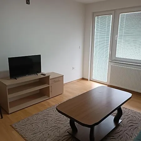 2bdr With Balcony With View- Free Parking 招待所