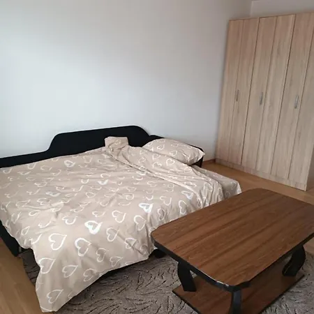 2bdr Apt With Balcony With View- Free Parking Szarajevó