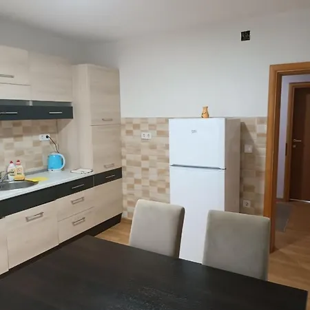 Konukevi 2bdr With Balcony With View- Free Parking Saraybosna