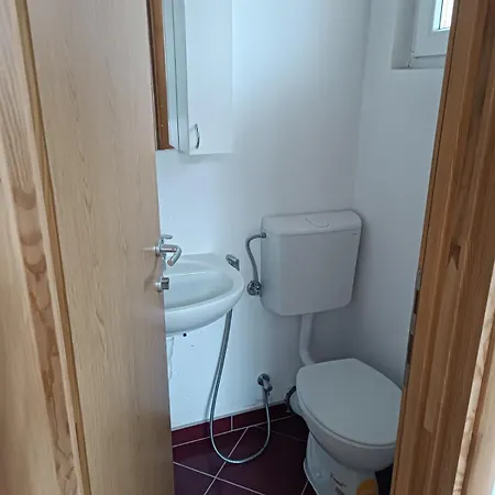2bdr With Balcony With View- Free Parking Gostinjska kuća Sarajevo