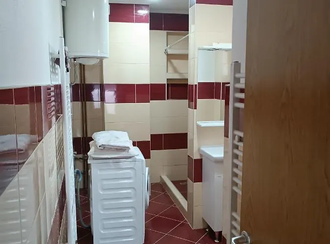 2bdr With Balcony With View- Free Parking * 塞拉耶佛